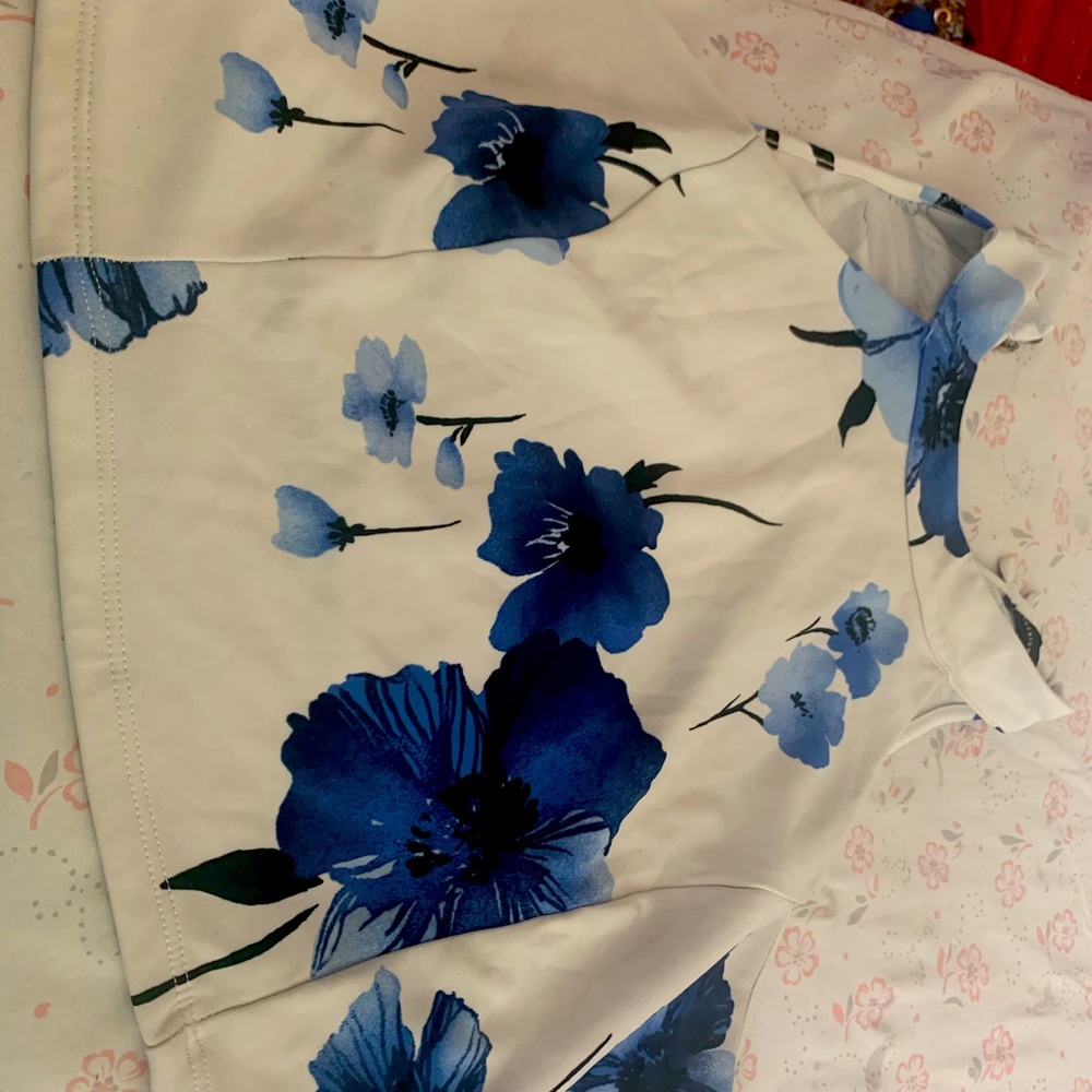 2 piece outfit crop top in skirt